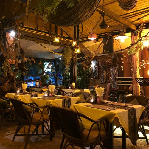 Stories of a Hotelie: La Condena del Autónomo y II